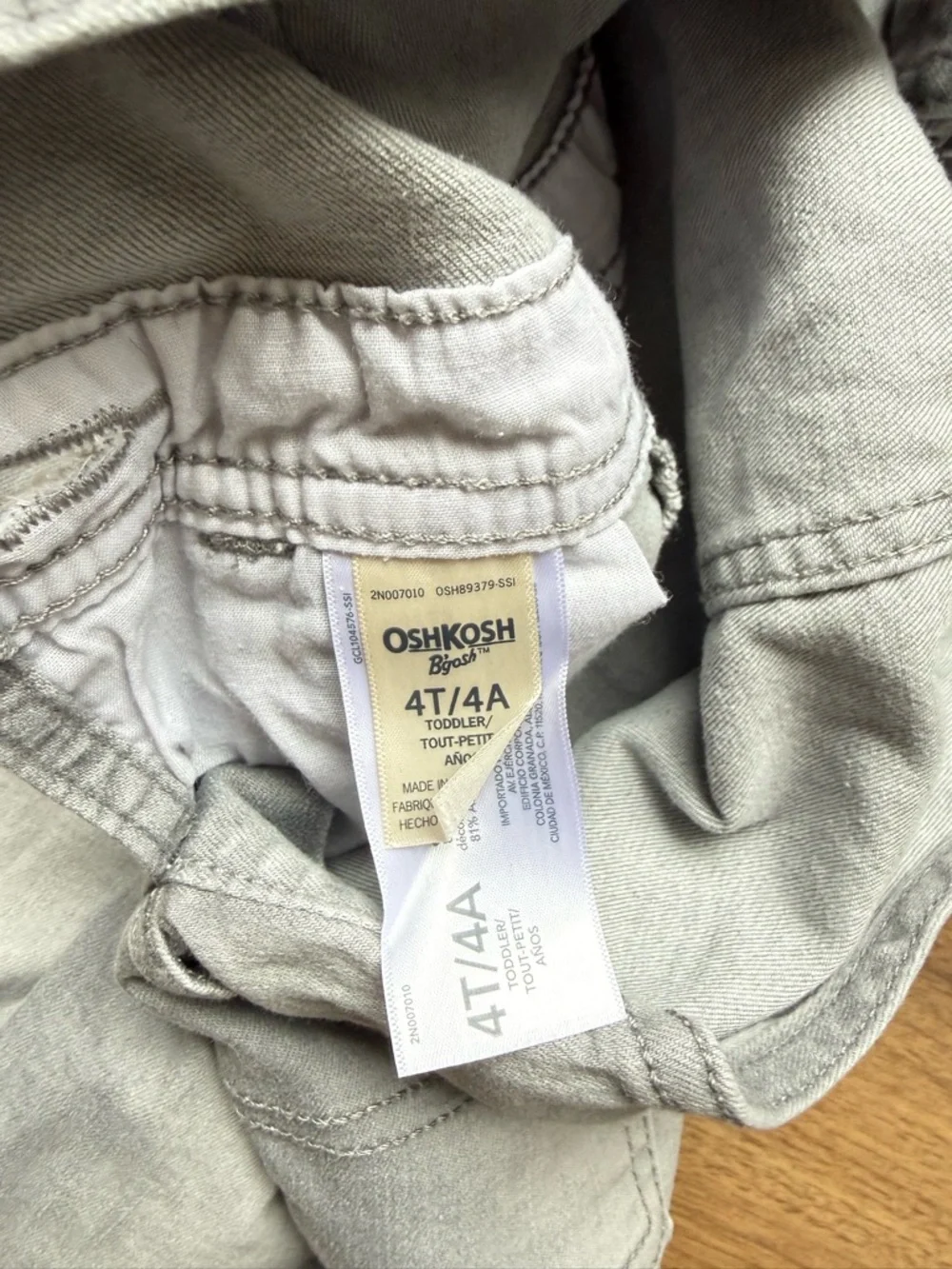 OshKosh B'gosh Boys Light Gray Denim Short Talls Overalls Size 4T - Picture 6 of 13